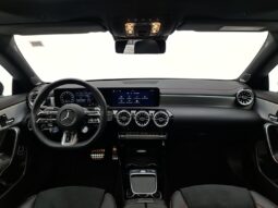 
										Mercedes CLA-35 cheio									