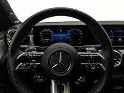 
										Mercedes CLA-35 cheio									