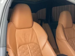 
										Audi RS6 cheio									