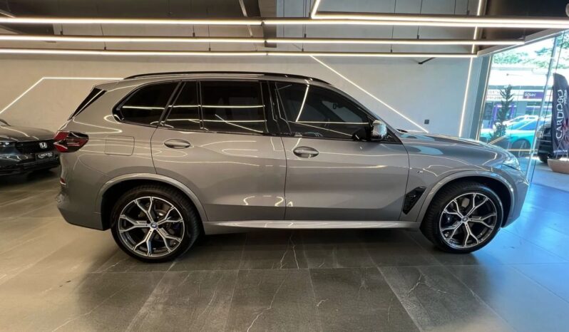 
								BMW X5 cheio									