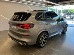 
										BMW X5 cheio									