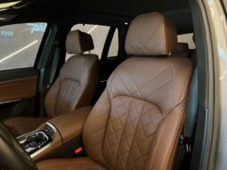 
										BMW X5 cheio									
