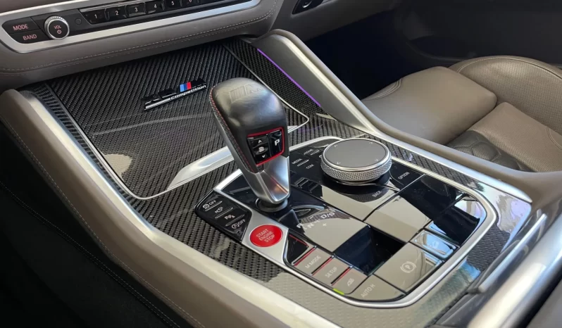 
								BMW X6 cheio									