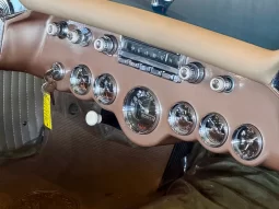 
										Chevrolet Corvette cheio									
