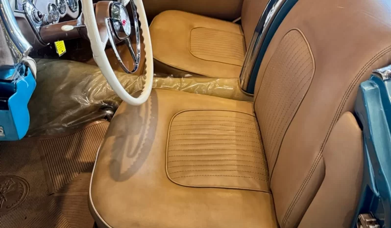 
								Chevrolet Corvette cheio									