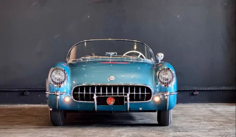 
								Chevrolet Corvette cheio									