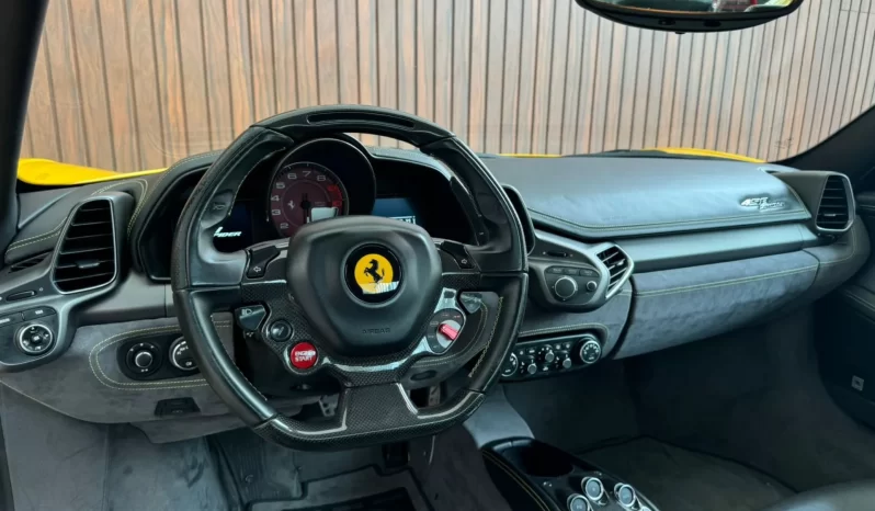 
								Ferrari 458 Spider cheio									