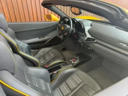 
										Ferrari 458 Spider cheio									
