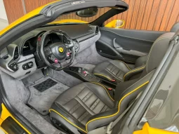 
										Ferrari 458 Spider cheio									
