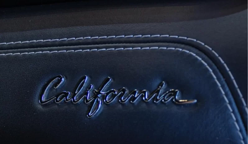 
								Ferrari California cheio									