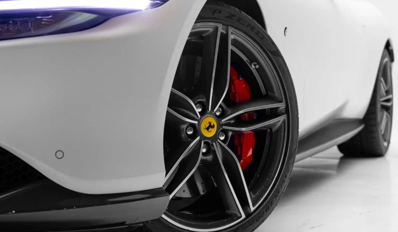 
								Ferrari Roma cheio									