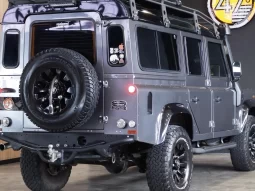Land Rover Defender 4×4
