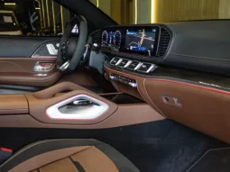 
										Mercedes-Benz GLE 63 AMG cheio									