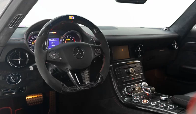 
								Mercedes SLS AMG cheio									