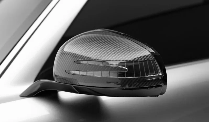 
								Mercedes SLS AMG cheio									