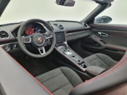 
										Porsche 718 GTS cheio									