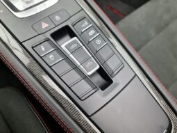 
										Porsche 718 GTS cheio									