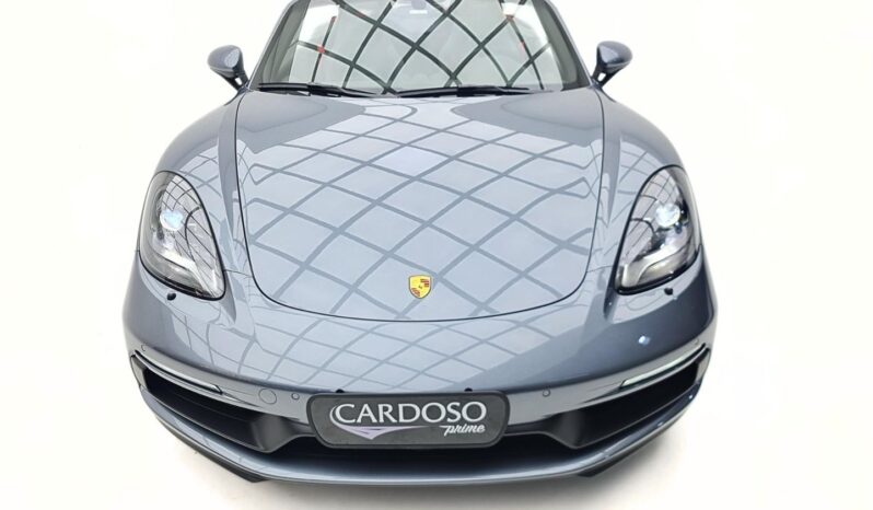 
								Porsche 718 GTS cheio									