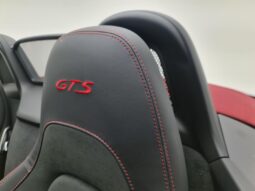 
										Porsche 718 GTS cheio									