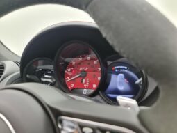 
										Porsche 718 GTS cheio									