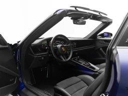 
										Porsche 911 Targa GTS cheio									