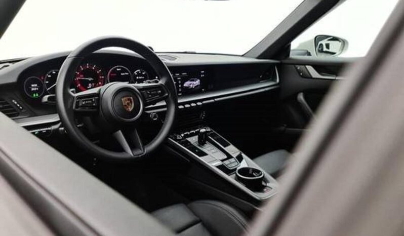 
								Porsche 911 Carrera Cabriolet cheio									