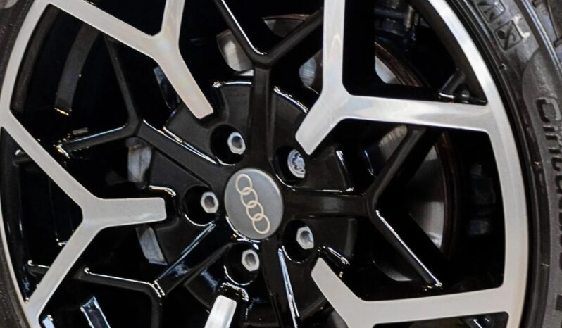 
								AUDI A1 cheio									