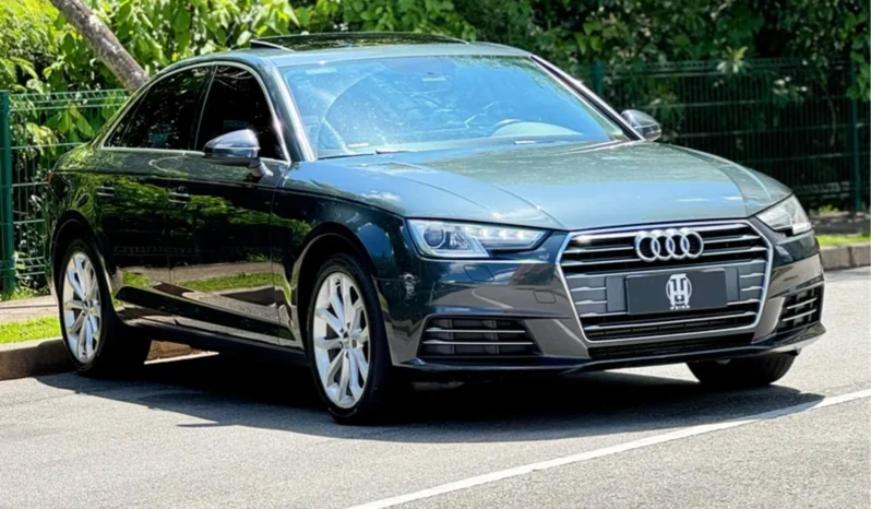 
								AUDI A4 cheio									