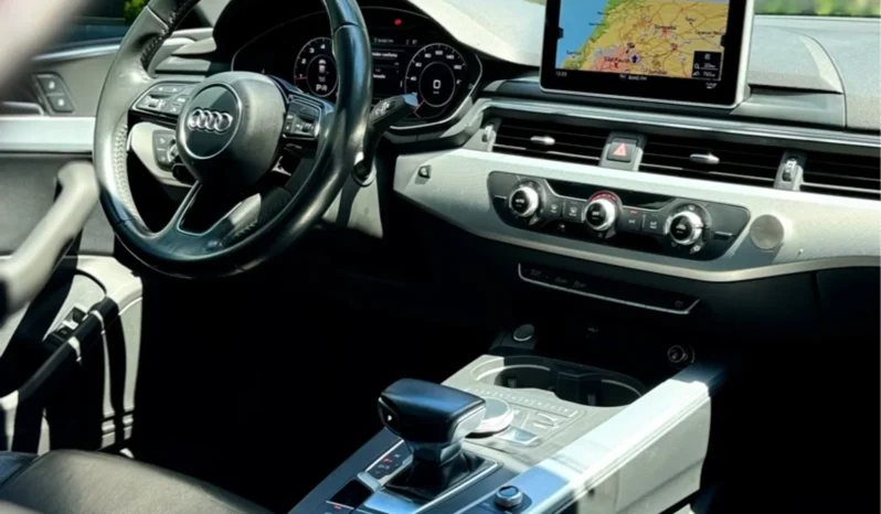 
								AUDI A4 cheio									