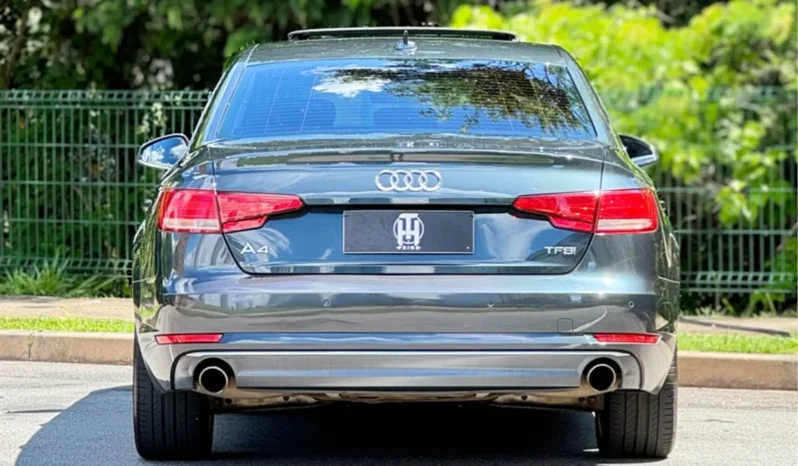 
								AUDI A4 cheio									