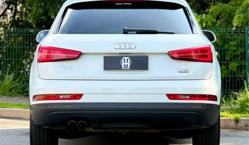 
								AUDI Q3 cheio									
