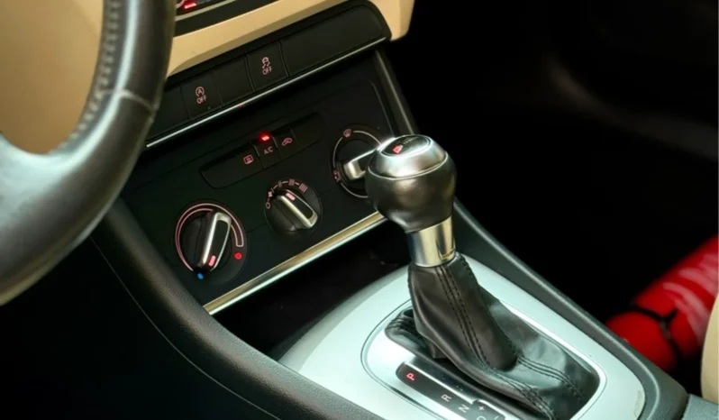 
								AUDI Q3 cheio									