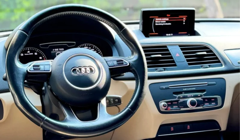 
								AUDI Q3 cheio									