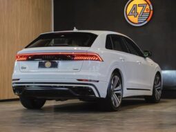 
										AUDI Q8 cheio									