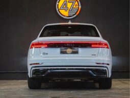 
										AUDI Q8 cheio									