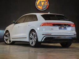 
										AUDI Q8 cheio									