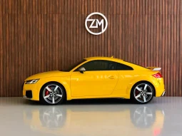 
										AUDI TT RS cheio									