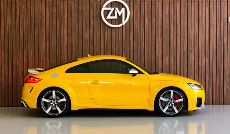 
								AUDI TT RS cheio									