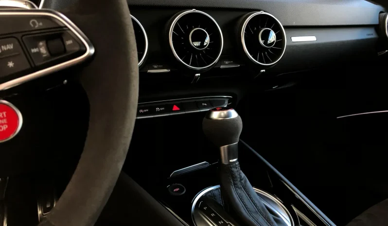 
								AUDI TT RS cheio									