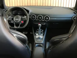 
										AUDI TT RS cheio									