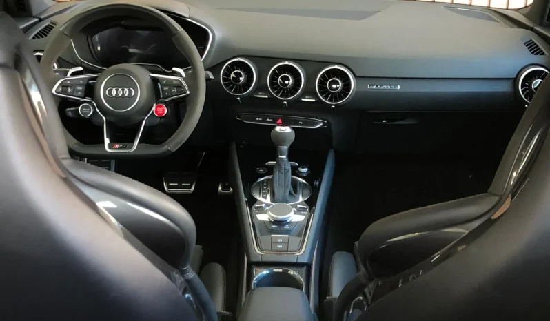 
								AUDI TT RS cheio									