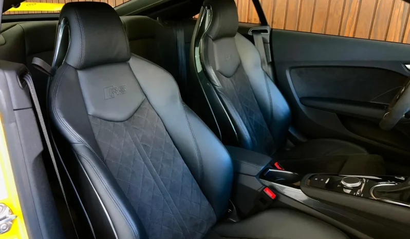 
								AUDI TT RS cheio									