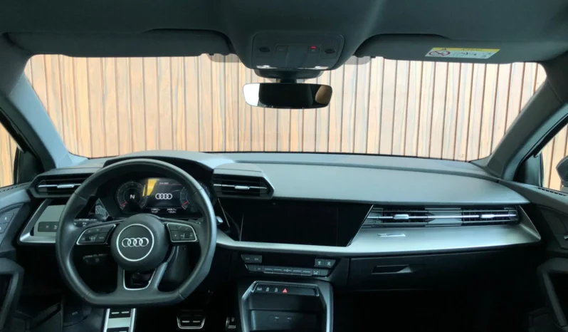 
								AUDI A3 cheio									