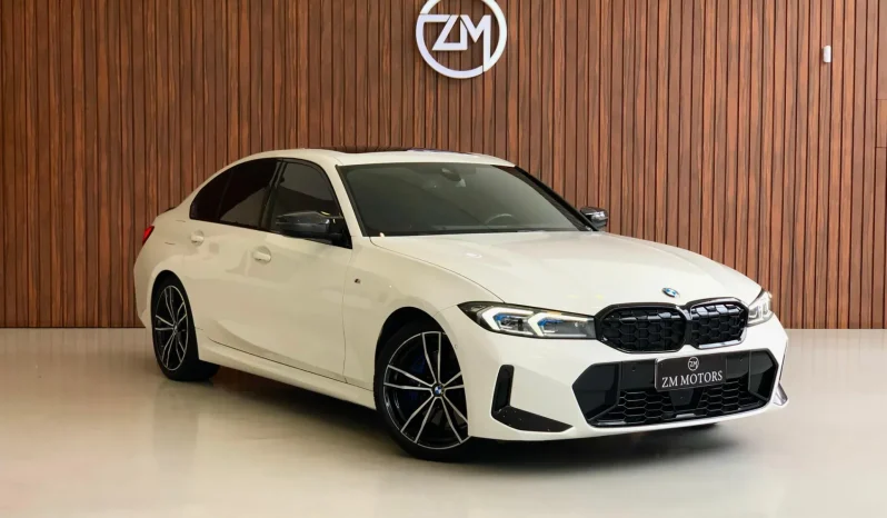 
								BMW 320i cheio									