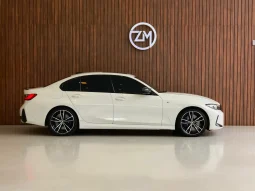 
										BMW 320i cheio									
