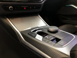 
										BMW 320i cheio									