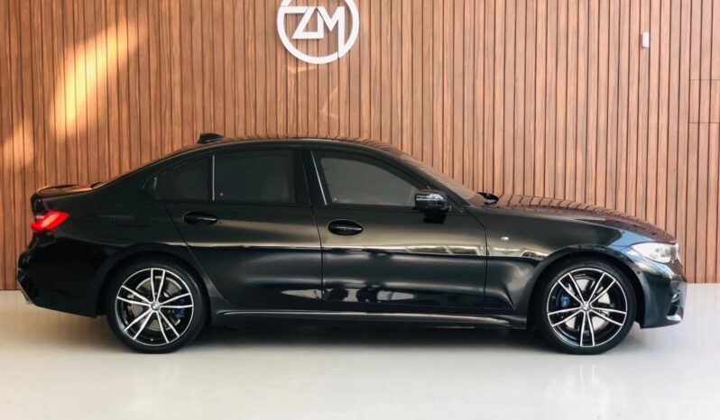 
								BMW 330i SPORT TURBO cheio									