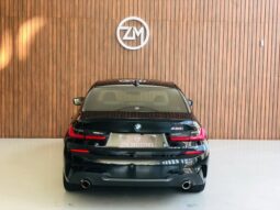 
										BMW 330i SPORT TURBO cheio									