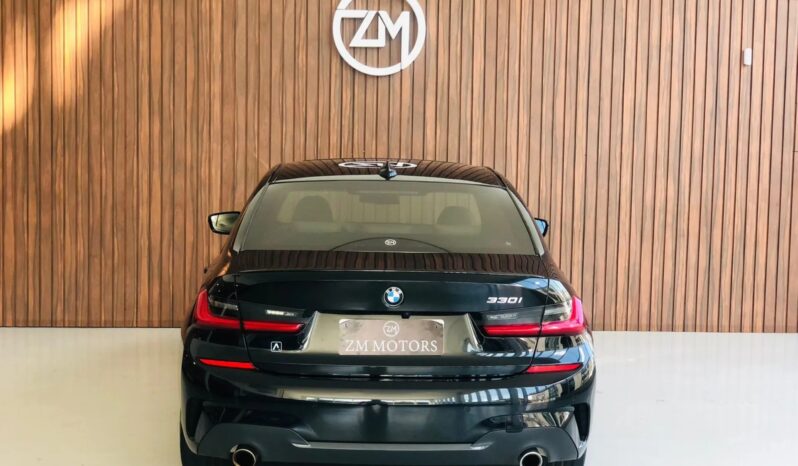 
								BMW 330i SPORT TURBO cheio									