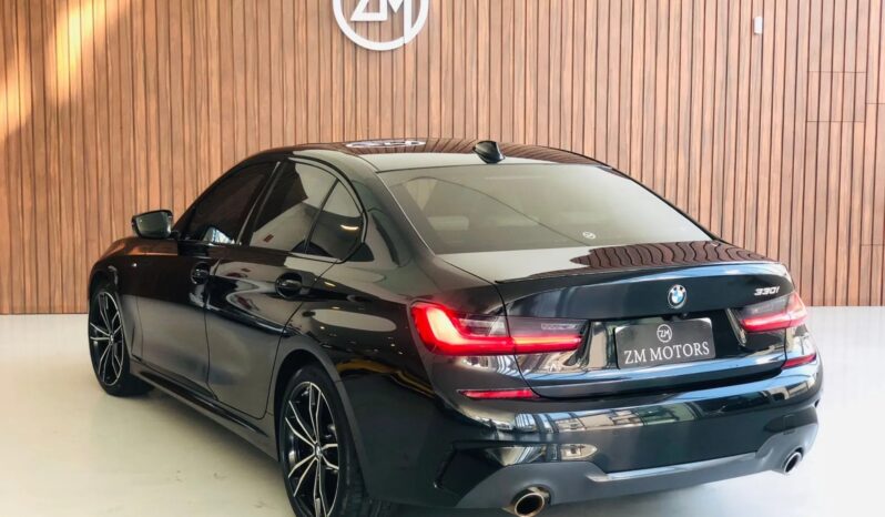 
								BMW 330i SPORT TURBO cheio									